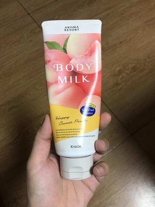日本水蜜桃身体乳的美白效果,让你拥有水蜜桃般的嫩滑肌肤