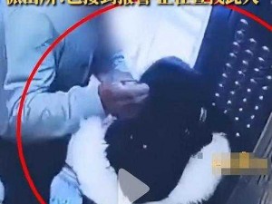 为什么男子会把手伸到女子胸里？这种行为是否正常？应该如何应对？